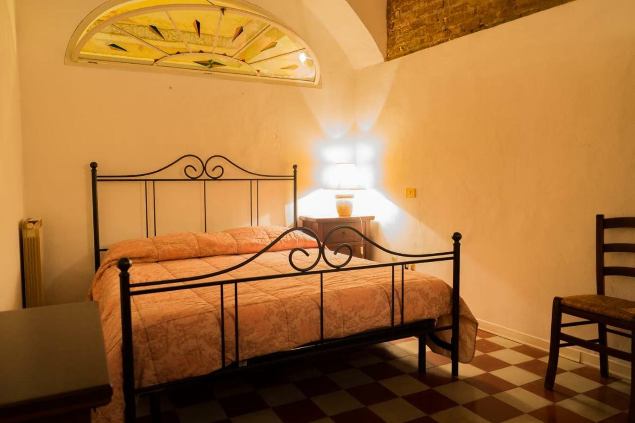 Residenza D'Epoca " Il Campo" By Francigenaapartments Siena Luaran gambar