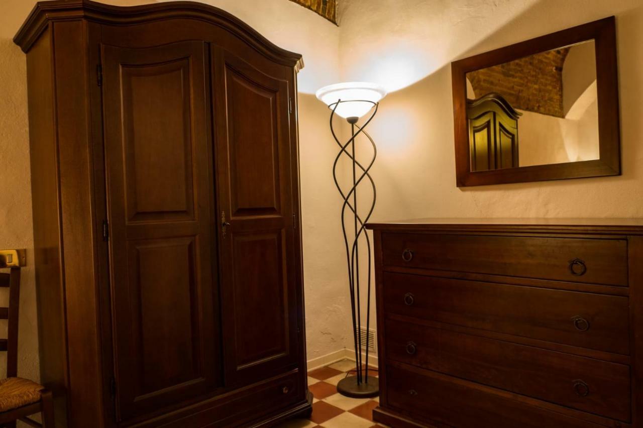 Residenza D'Epoca " Il Campo" By Francigenaapartments Siena Luaran gambar