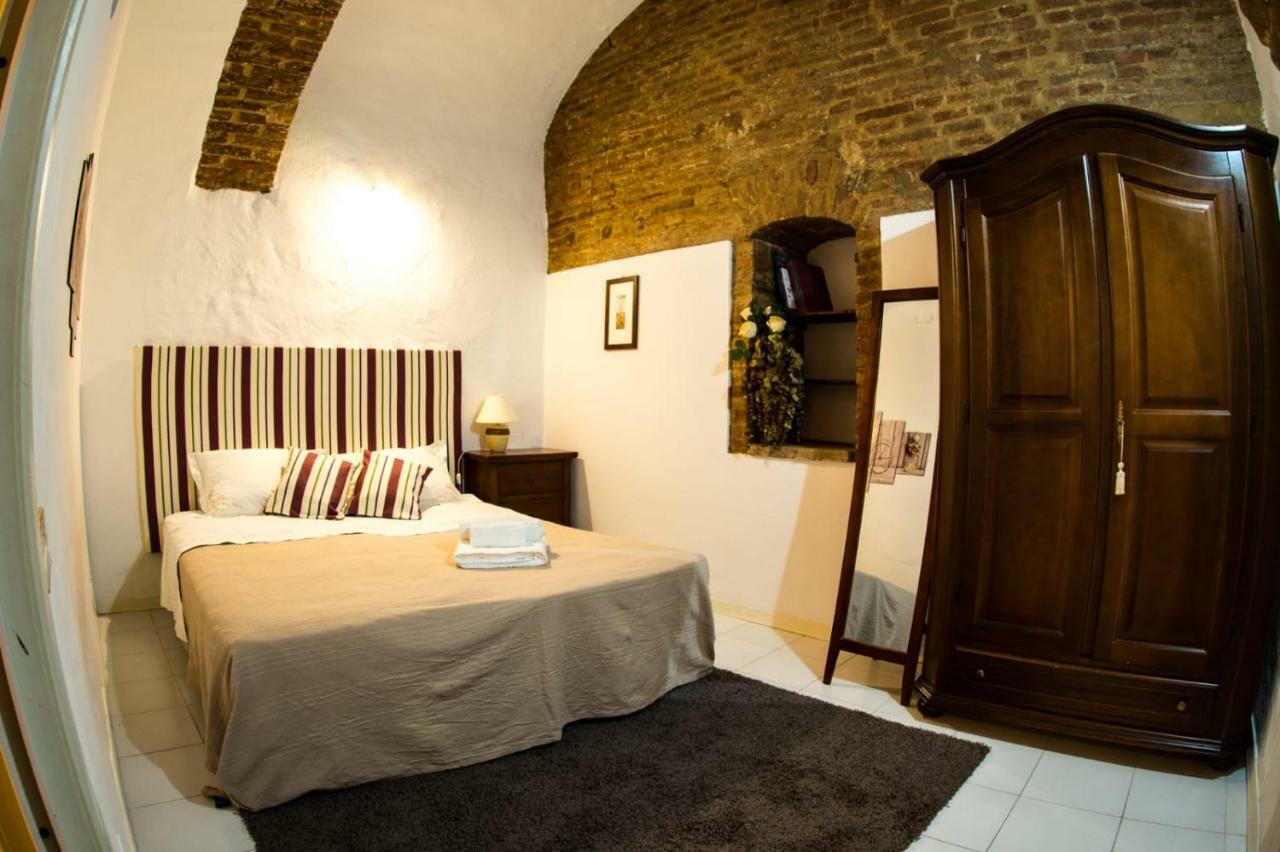 Residenza D'Epoca " Il Campo" By Francigenaapartments Siena Luaran gambar